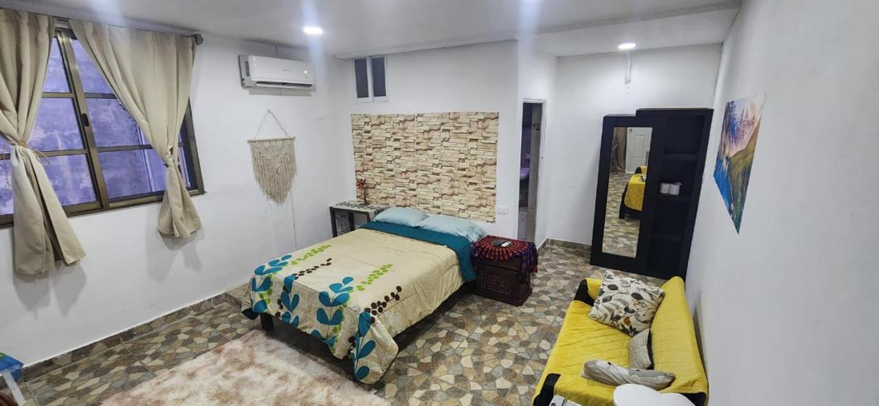 El Malecon, Mini Apartamento
