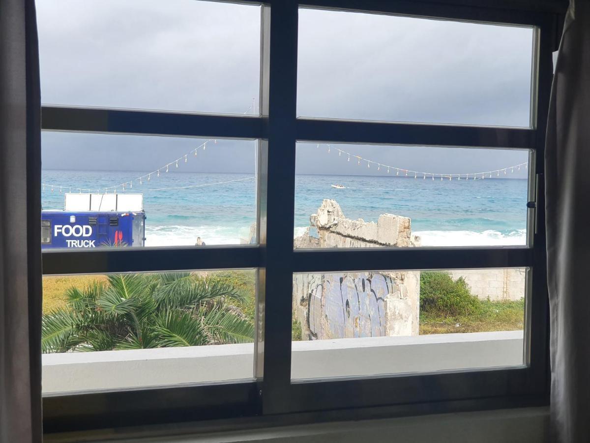El Malecon, Mini Apartamento